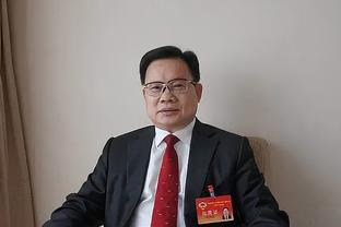 Shams：杜兰特将因右腿筋酸痛缺席今日对阵开拓者的比赛